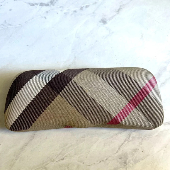 BURBERRY Glasses Case - Picture 1 of 6